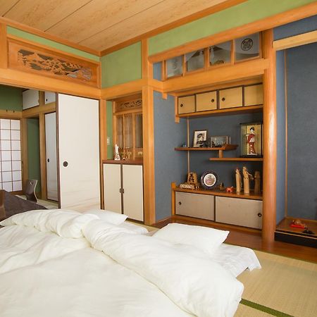 Guest House DOUGO-YADO Matsuyama  Extérieur photo
