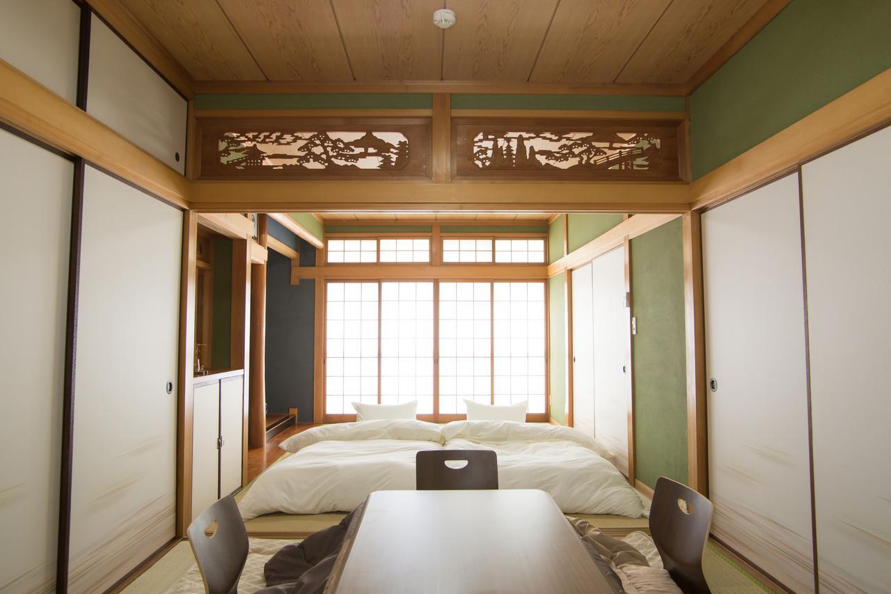 Guest House DOUGO-YADO Matsuyama  Extérieur photo