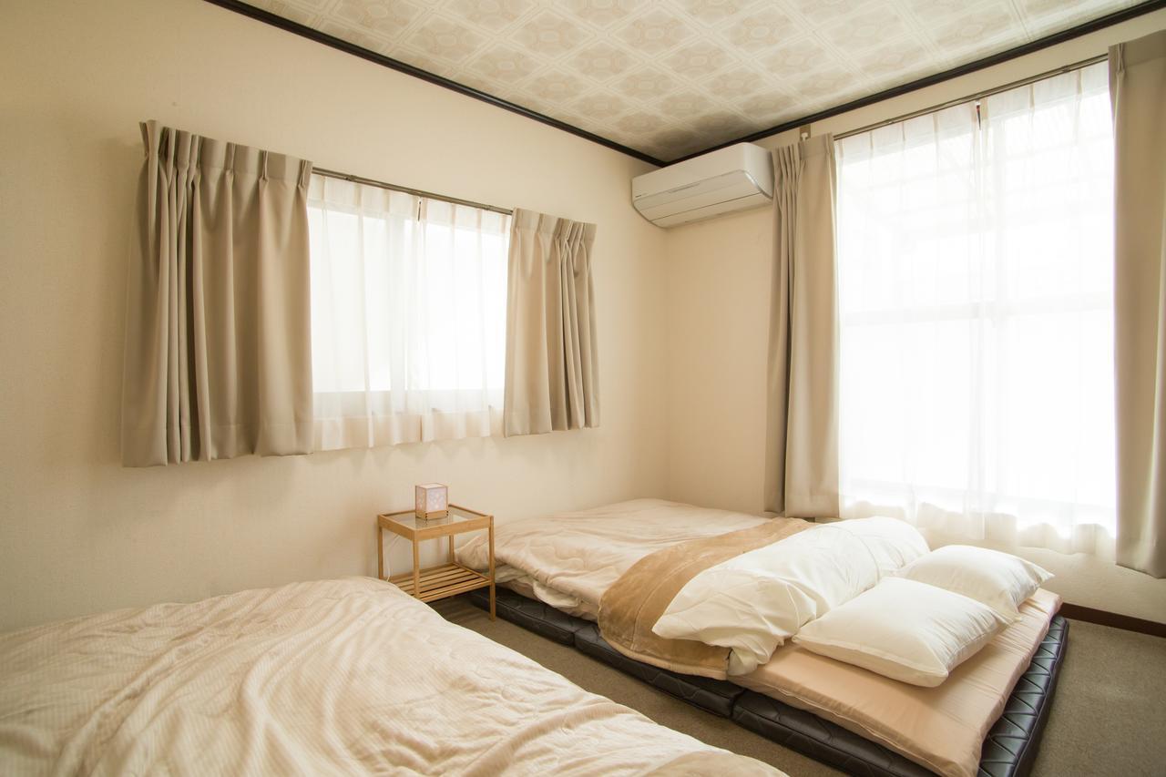 Guest House DOUGO-YADO Matsuyama  Extérieur photo