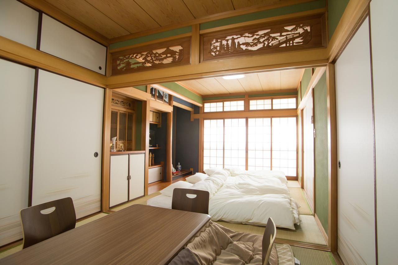 Guest House DOUGO-YADO Matsuyama  Extérieur photo